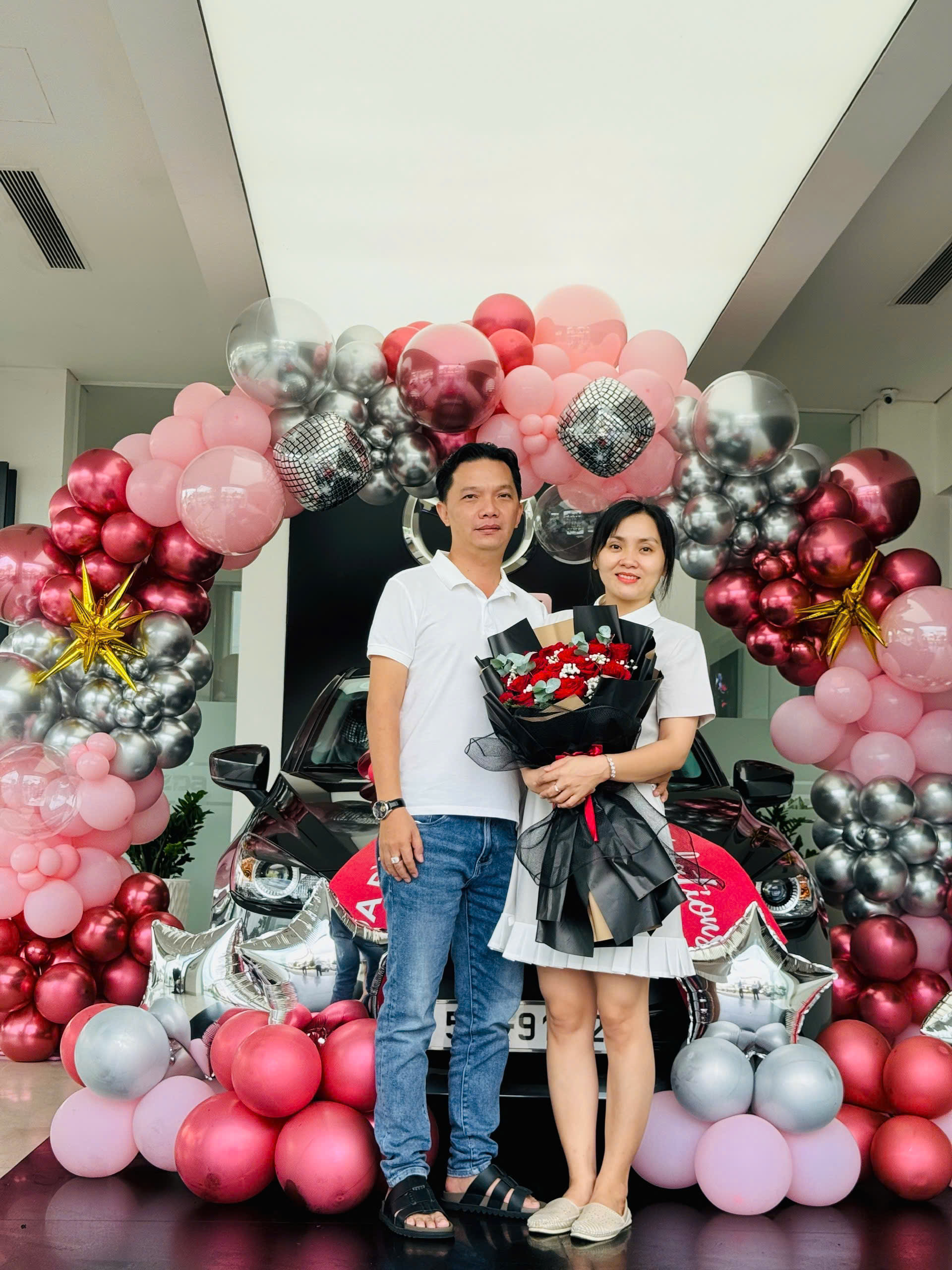 Hình ảnh giao xe khách hàng